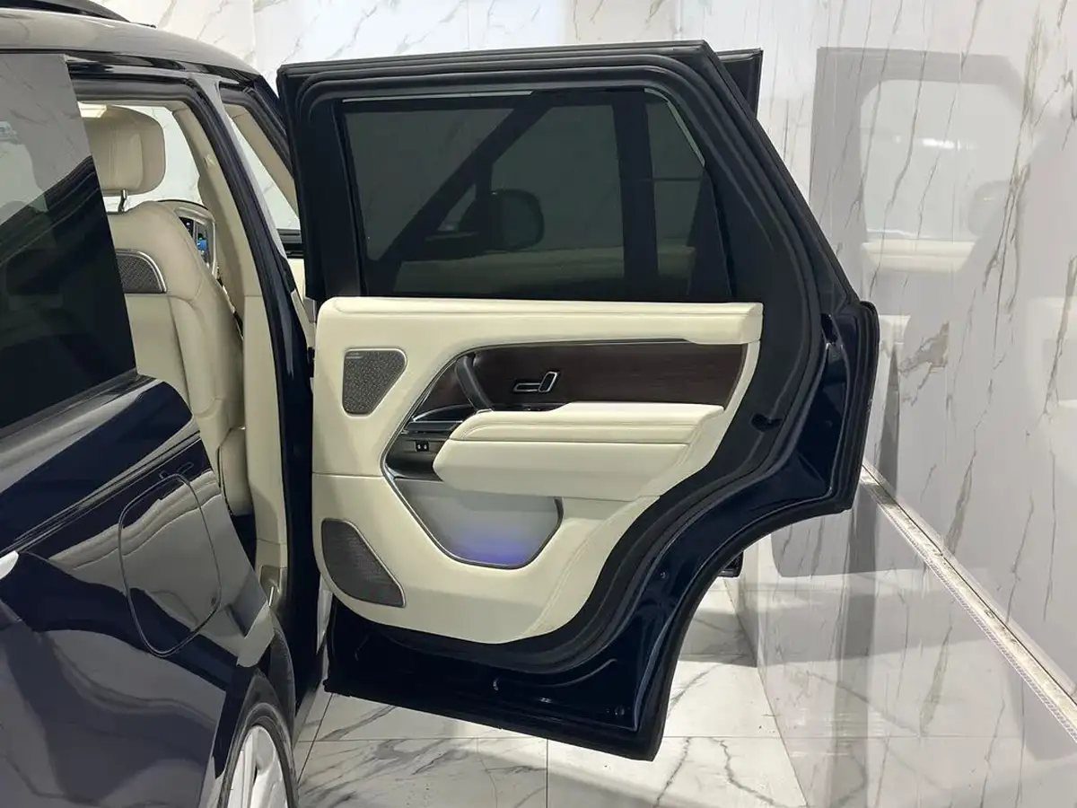 2022-land-rover-range-rover-30-p440e-autobiography-big-31