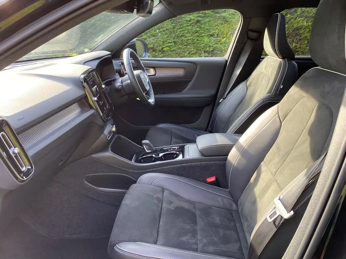 2021-volvo-xc40-15-t3-r-design-161bhp-auto-big-17