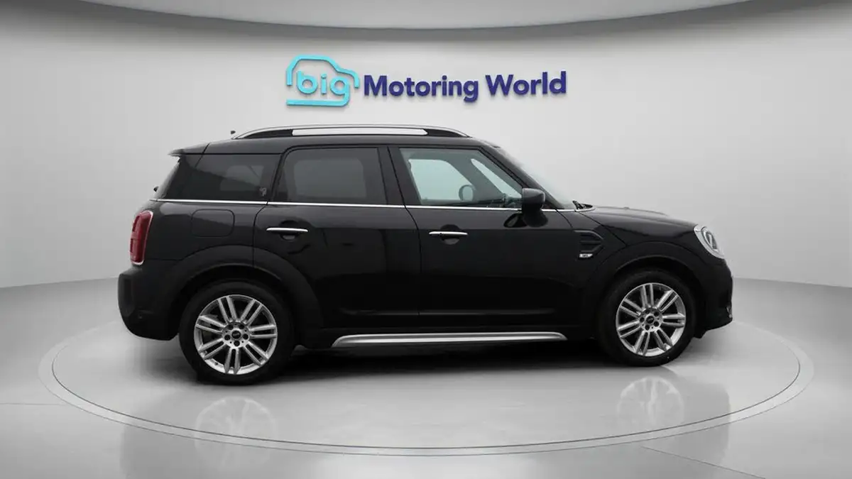 2021-mini-countryman-15-cooper-exclusive-auto-big-8