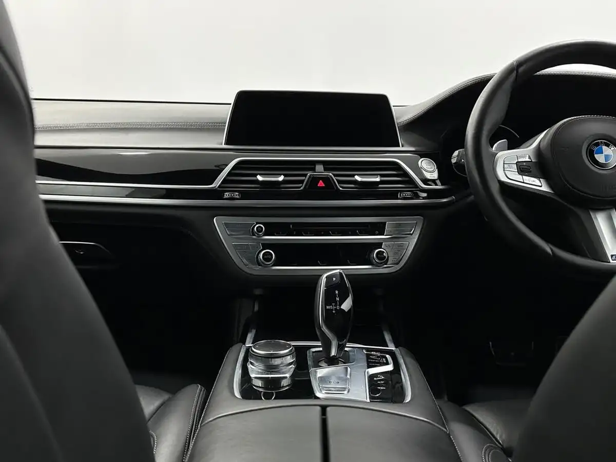 2018-bmw-7-series-30td-730d-m-sport-xdrive-big-19