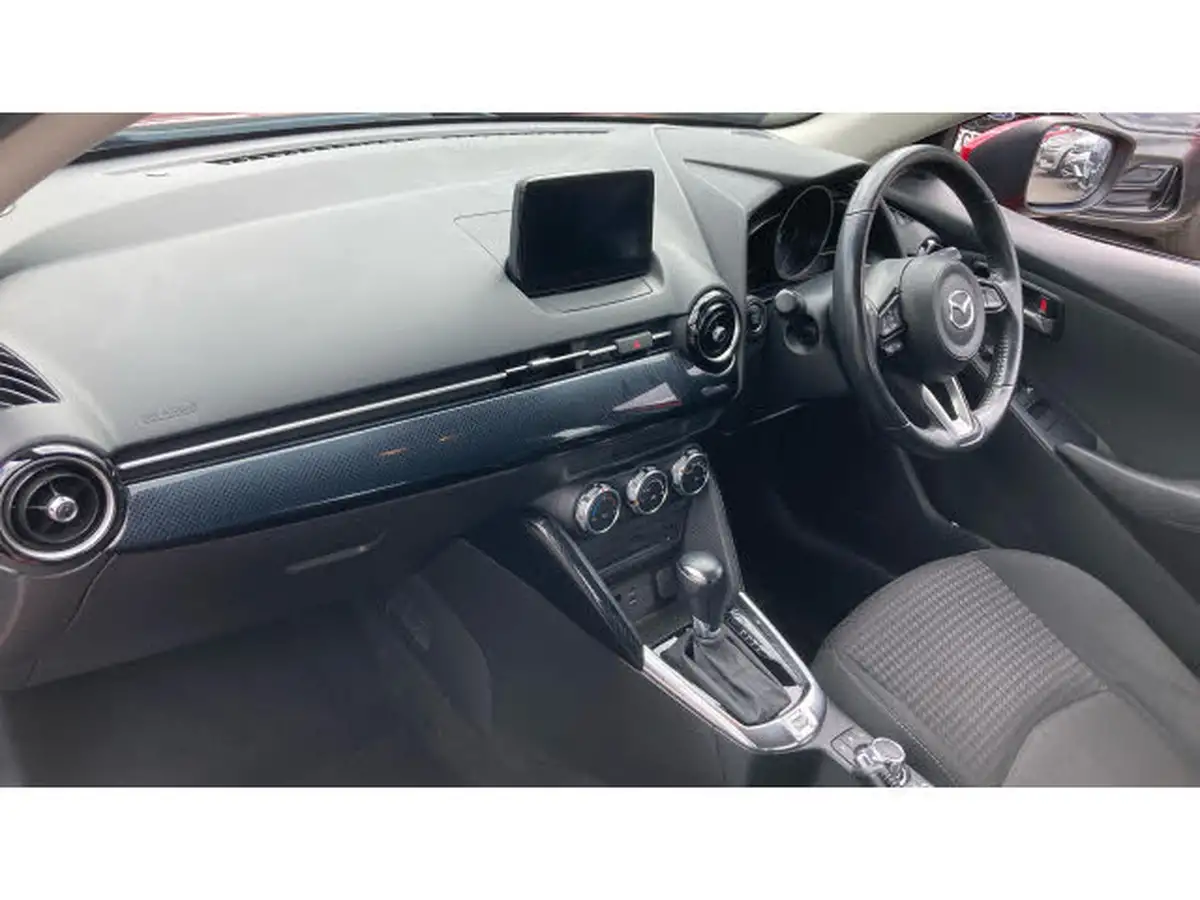 2019-mazda-mazda2-15-se-l-nav-auto-big-8