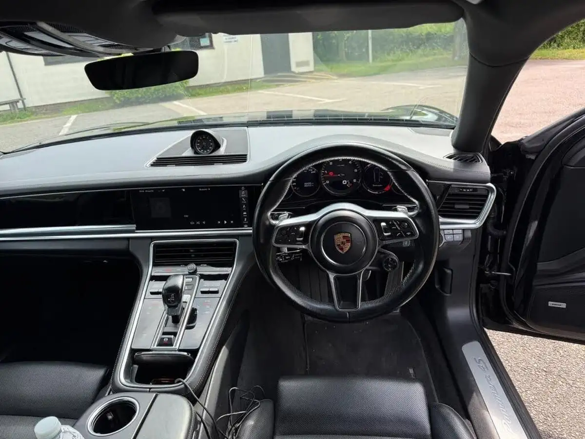 2016-porsche-panamera-40-v8-4s-diesel-big-26
