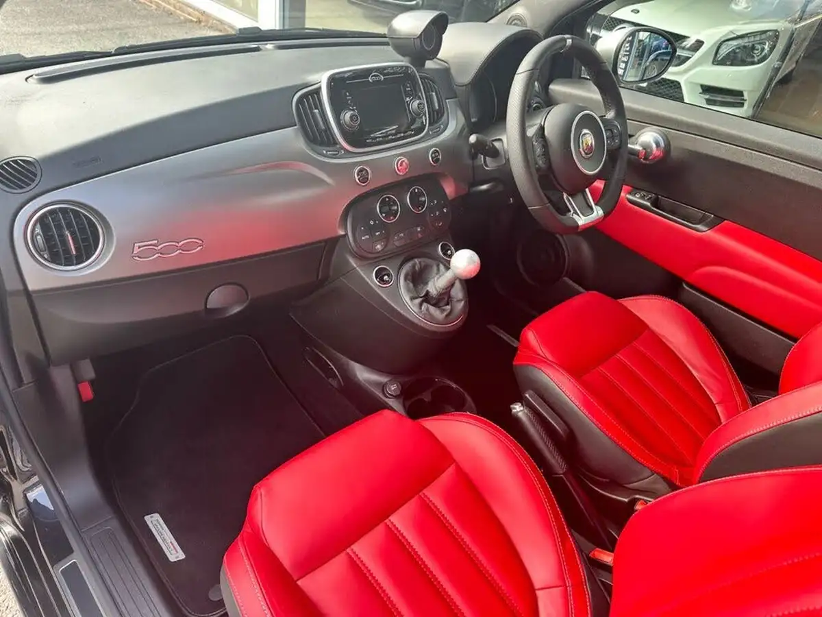 2018-abarth-595-14-tjet-turismo-big-12