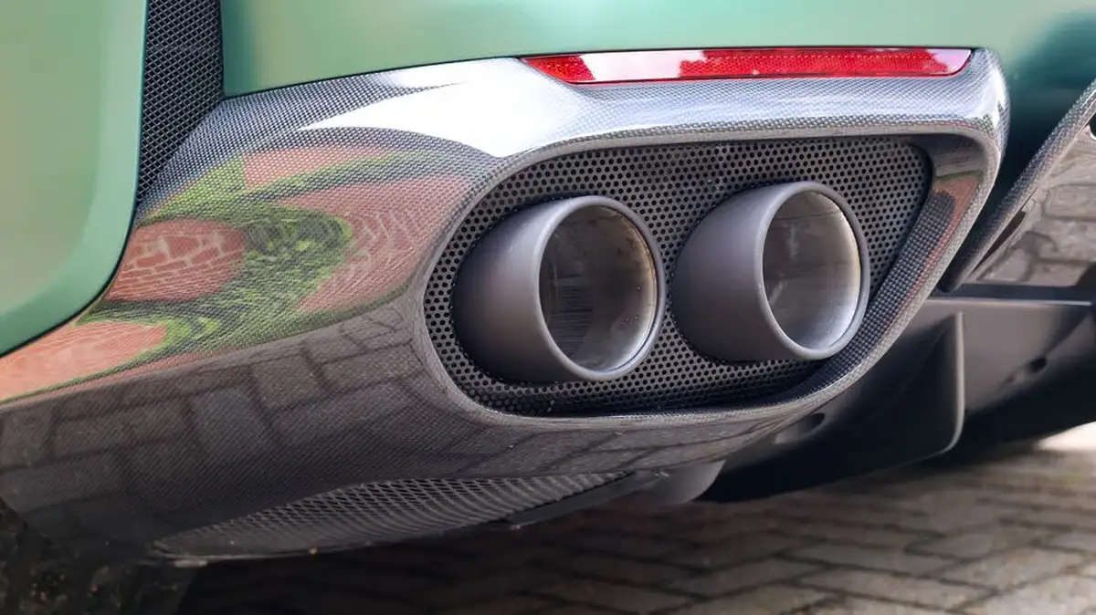 2022-ferrari-812-gts-big-12