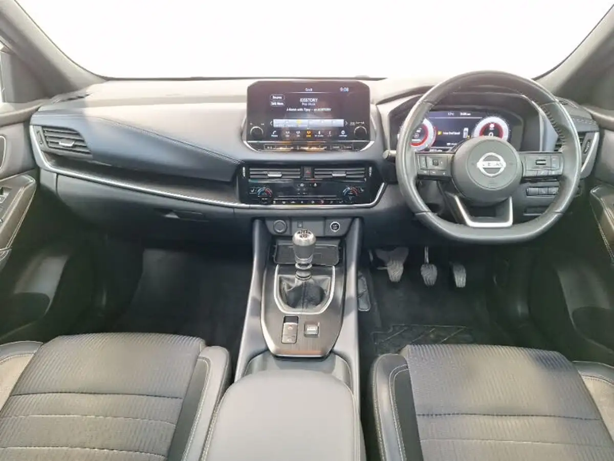 2022-nissan-qashqai-13-dig-t-tekna-140ps-mild-hybrid-big-2