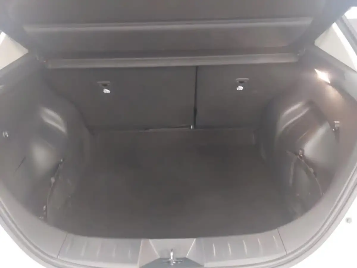 2023-nissan-leaf-e-e-n-connecta-59kwh-big-7