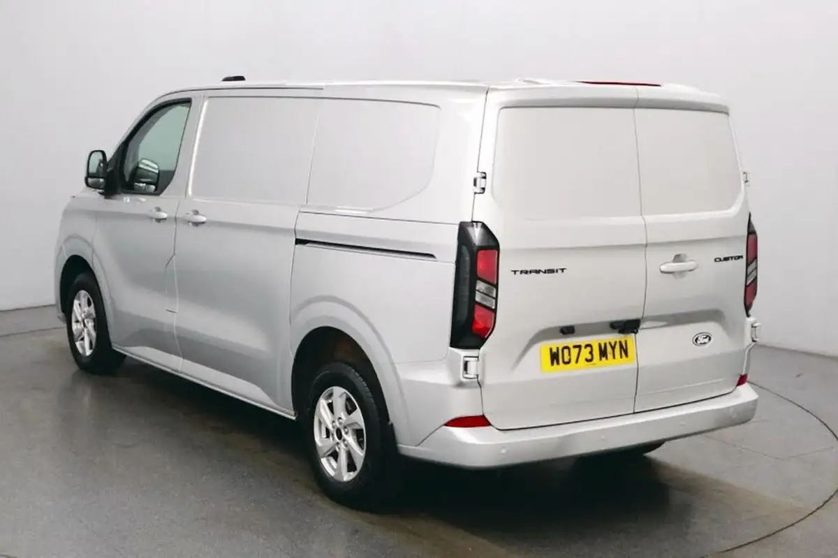2023-ford-transit-custom-20tdci-300-l1h1-limited-136pseu6e-panel-van-1996cc-big-5