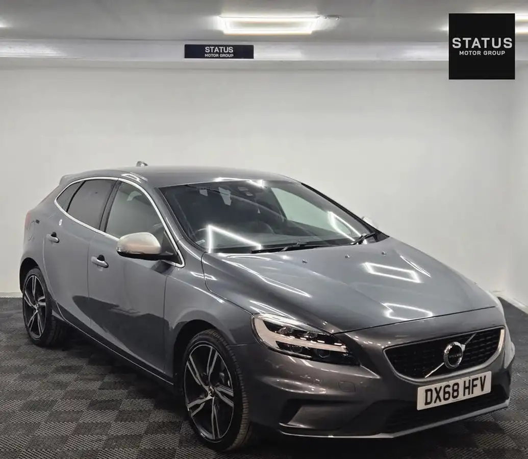 2018-volvo-v40-15-t3-r-design-pro-big-2