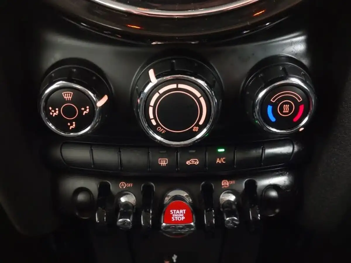 2021-mini-cooper-15-cooper-classic-hatchback-3d-big-14