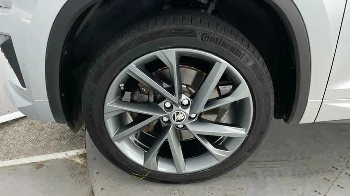 2023-skoda-kodiaq-20-tsi-sportline-big-34