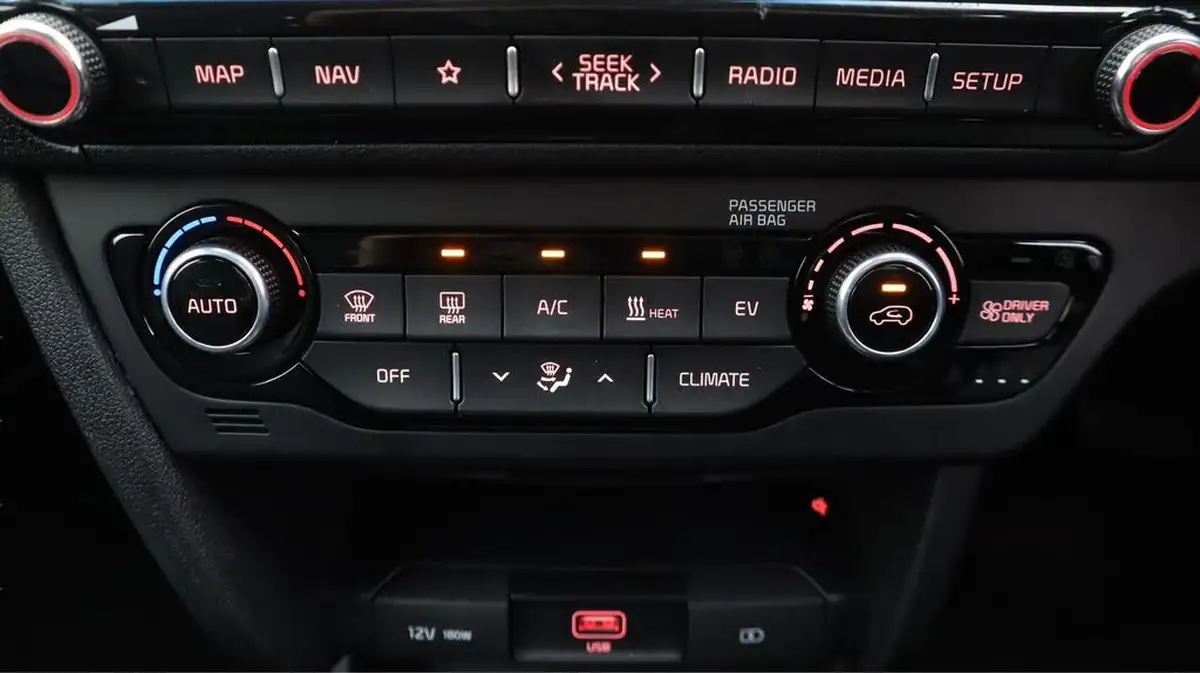 2022-kia-niro-ev-e-3-big-12