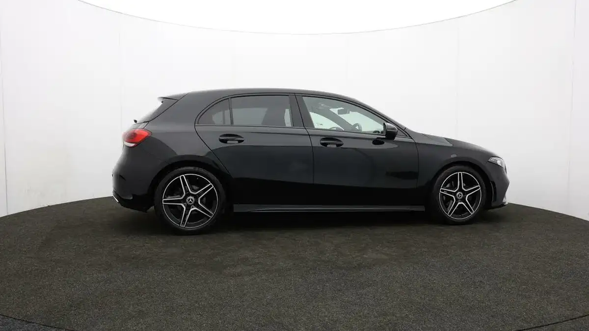 2022-mercedes-benz-a-class-13-a180-amg-line-executive-hatchback-5d-7g-dct-big-41