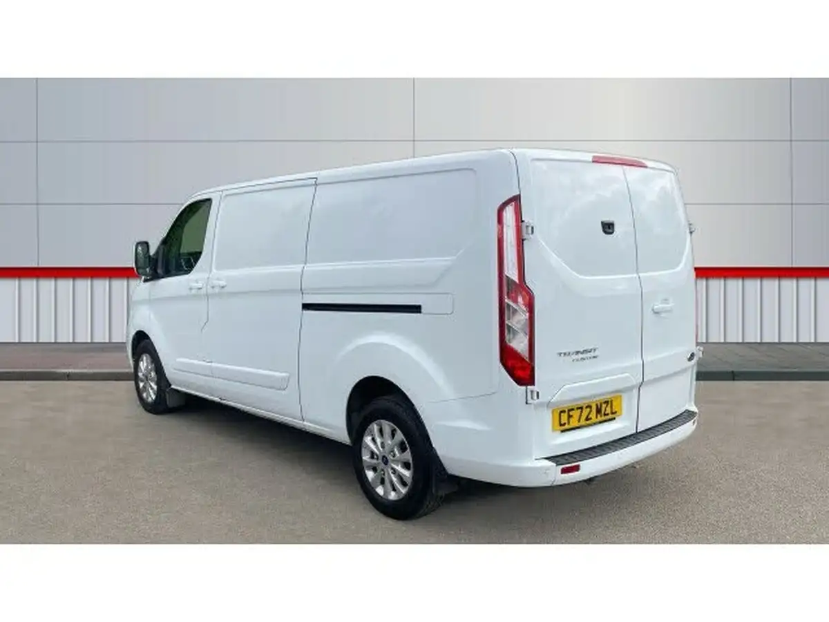 2023-ford-transit-custom-big-1