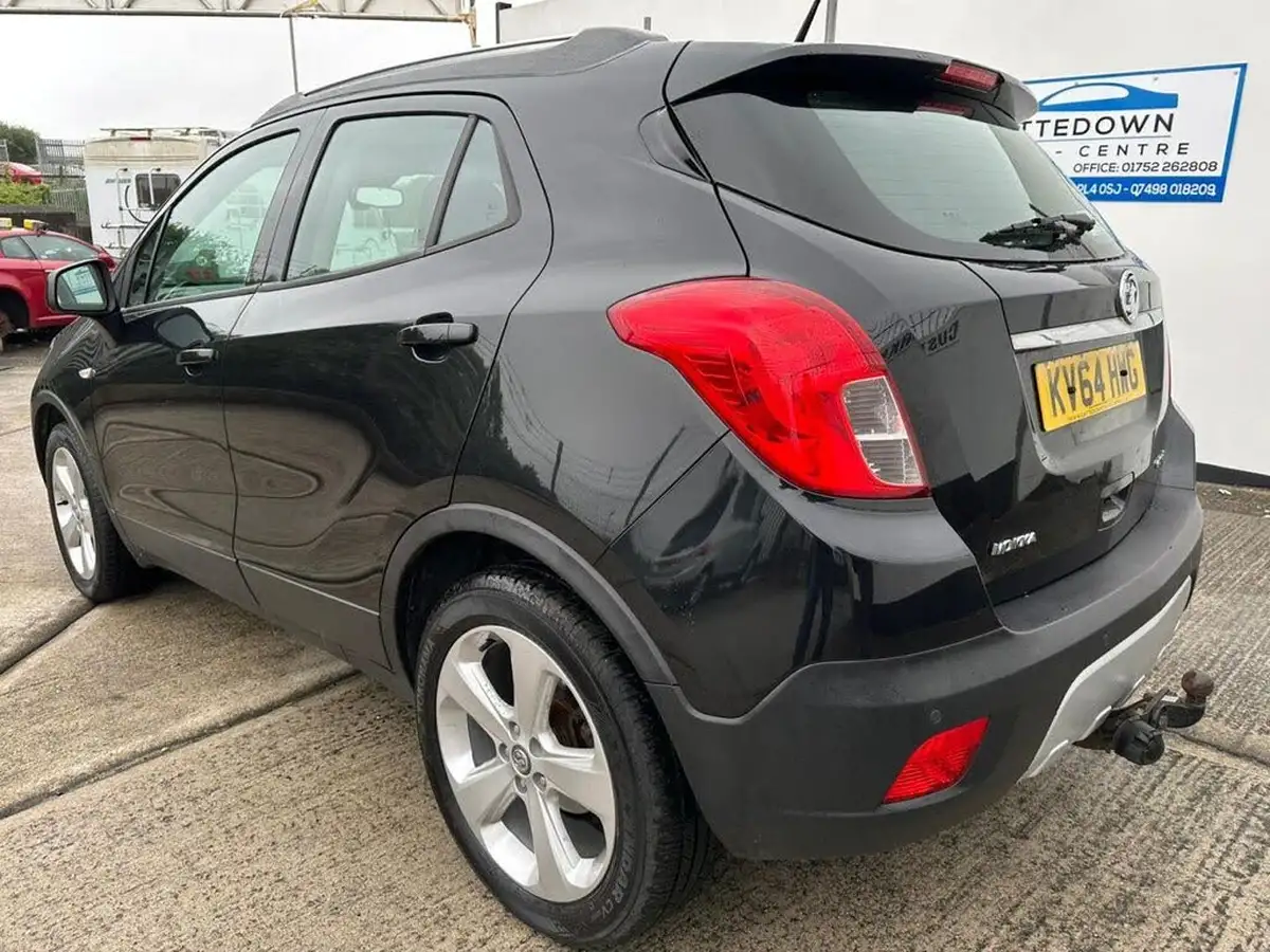 2014-vauxhall-mokka-17cdti-exclusiv-4x4-ss-big-2
