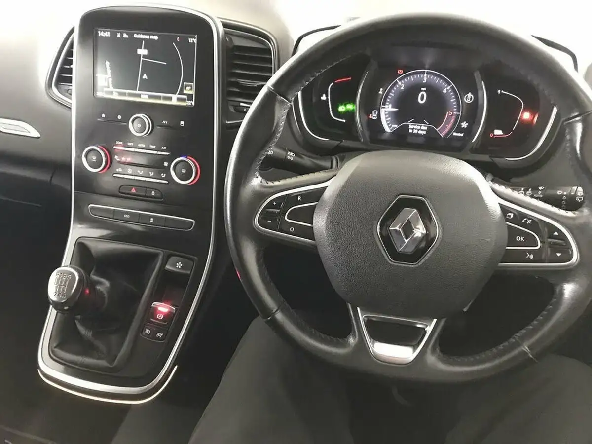 2017-renault-scenic-15dci-dynamique-nav-energy-ss-big-51