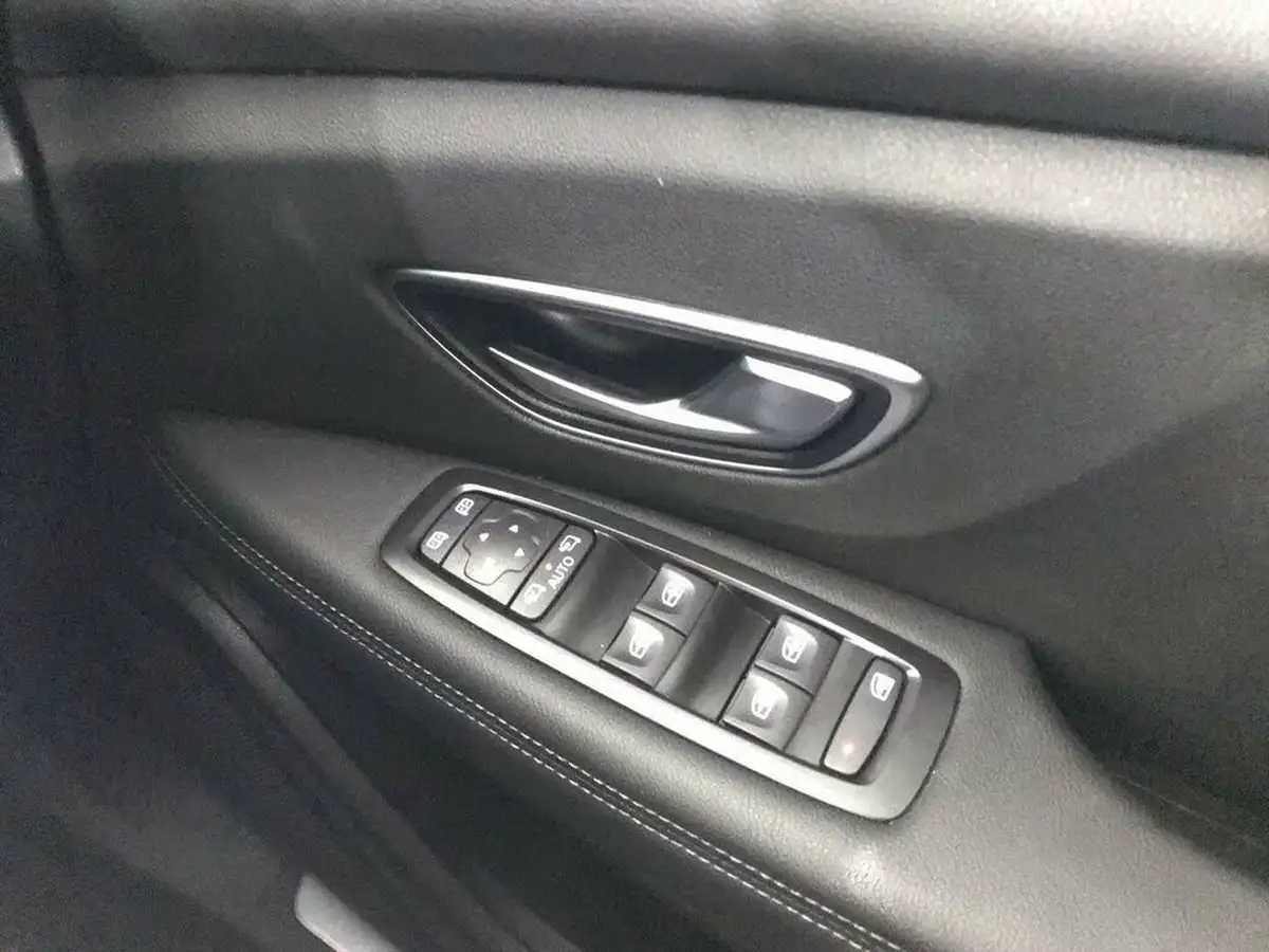 2017-renault-scenic-15dci-dynamique-nav-energy-ss-big-23
