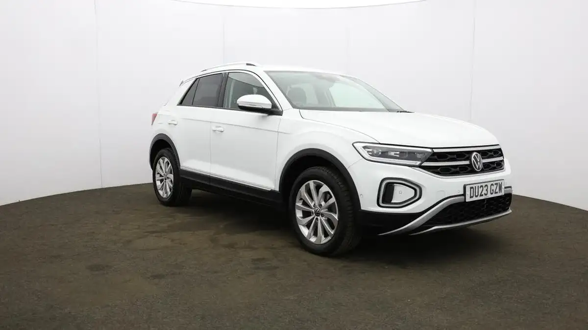 2023-volkswagen-t-roc-15-tsi-style-hatchback-5d-big-47