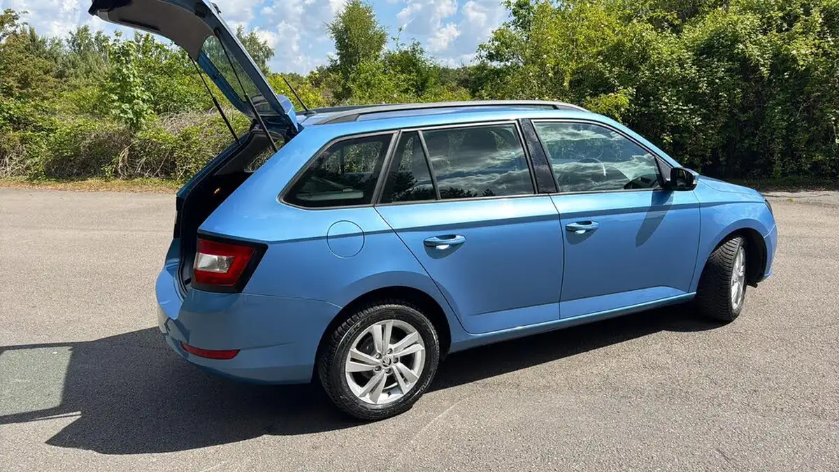 2019-skoda-fabia-10-mpi-se-75ps-estate-big-15