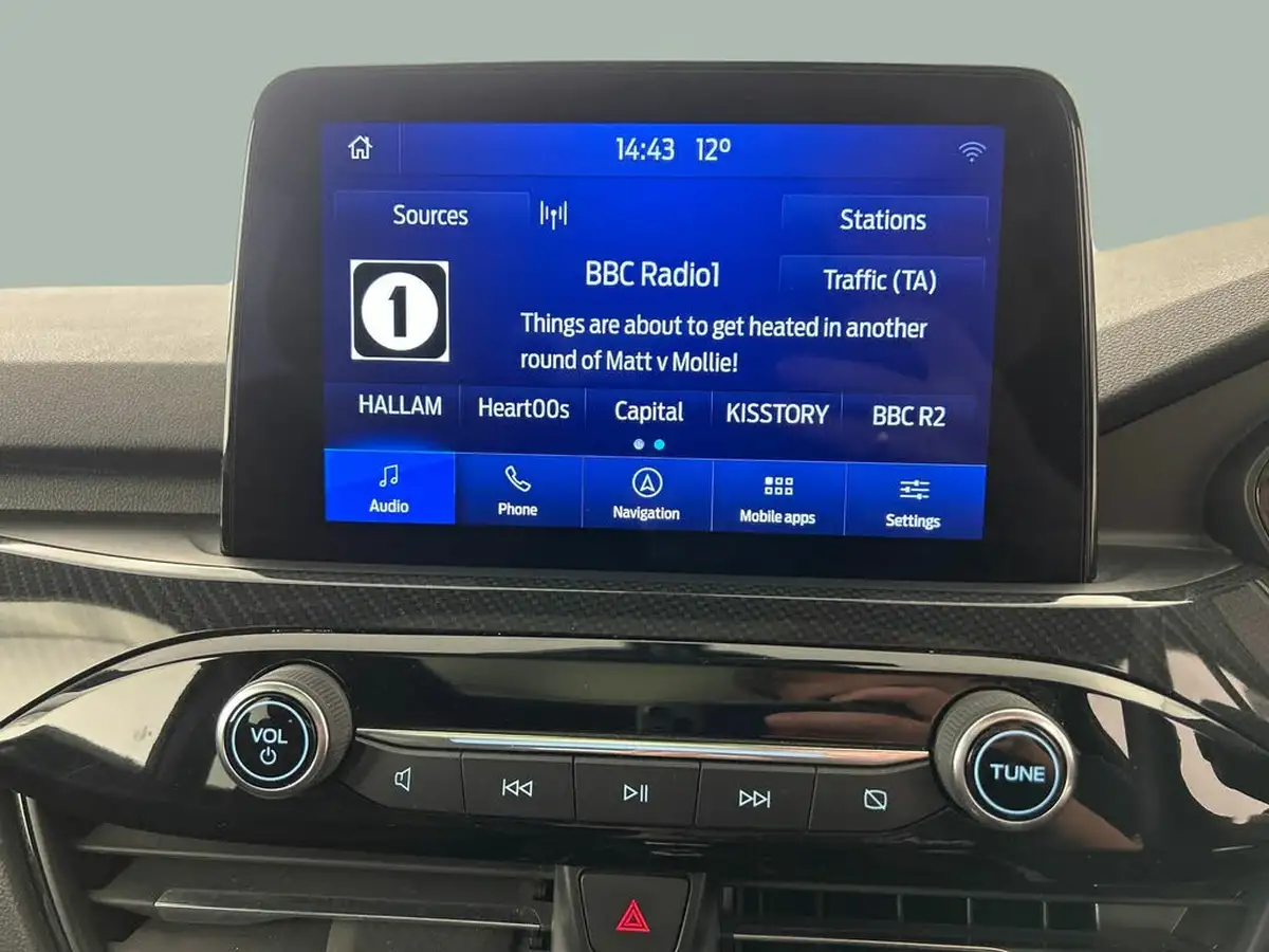 2021-ford-kuga-15-st-line-x-edition-big-24