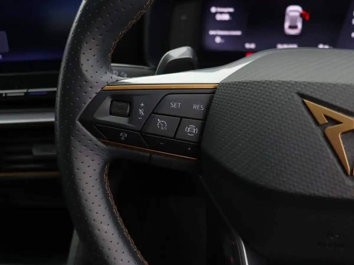 2021-cupra-formentor-14-e-hybrid-v2-big-36