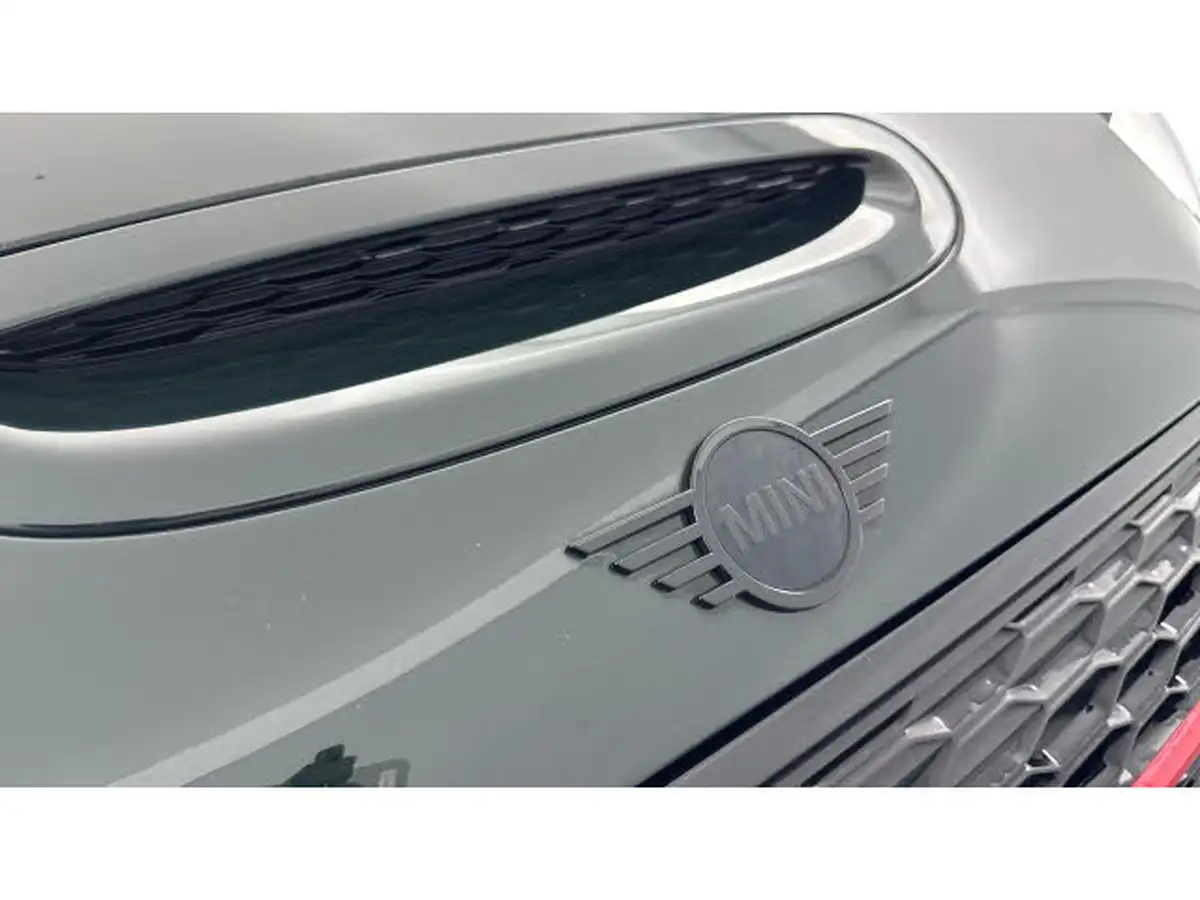 2022-mini-clubman-20-john-cooper-works-premium-plus-big-20