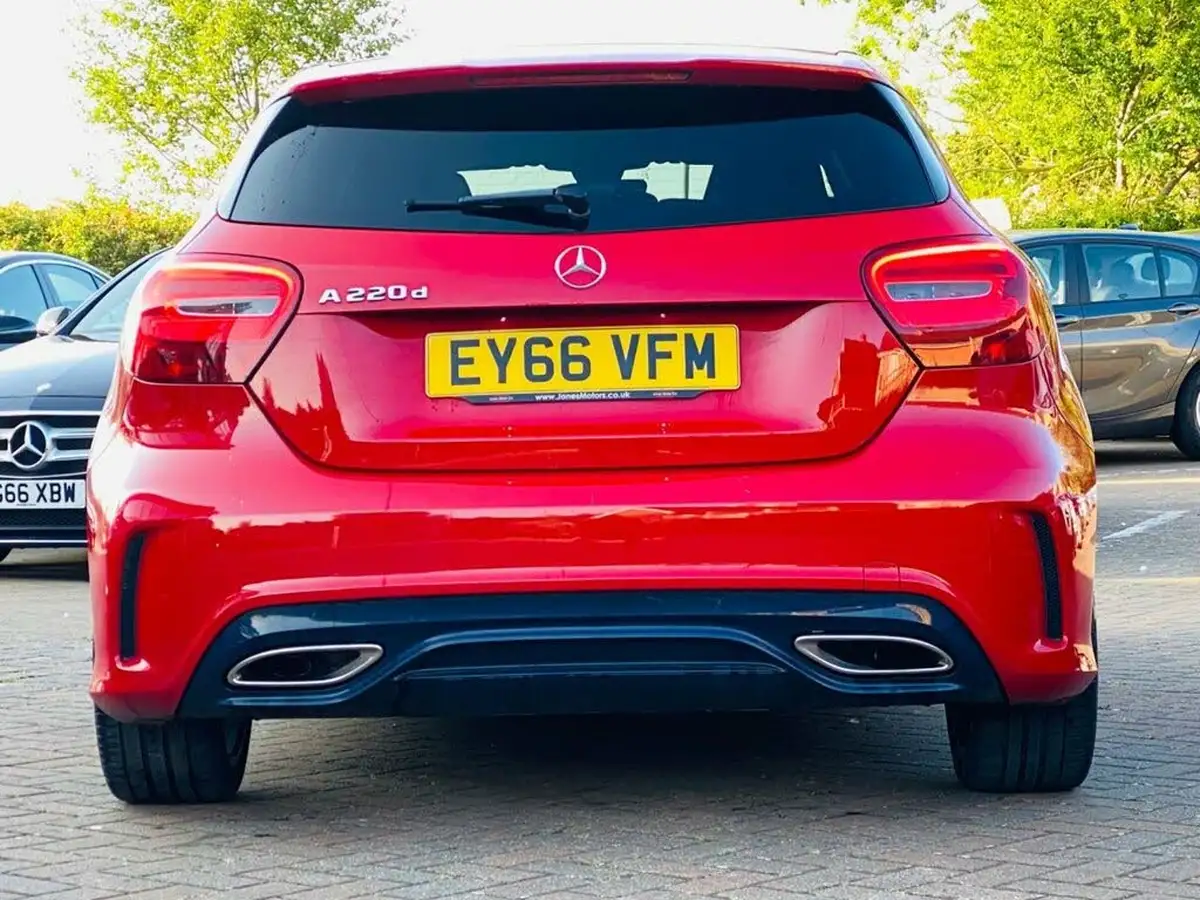 2016-mercedes-benz-a-class-big-7