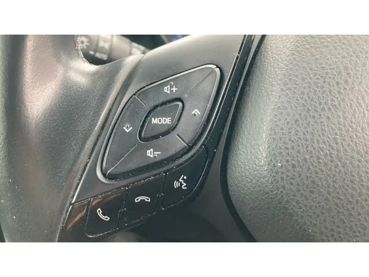 2019-toyota-c-hr-18-vvt-i-dynamic-big-38