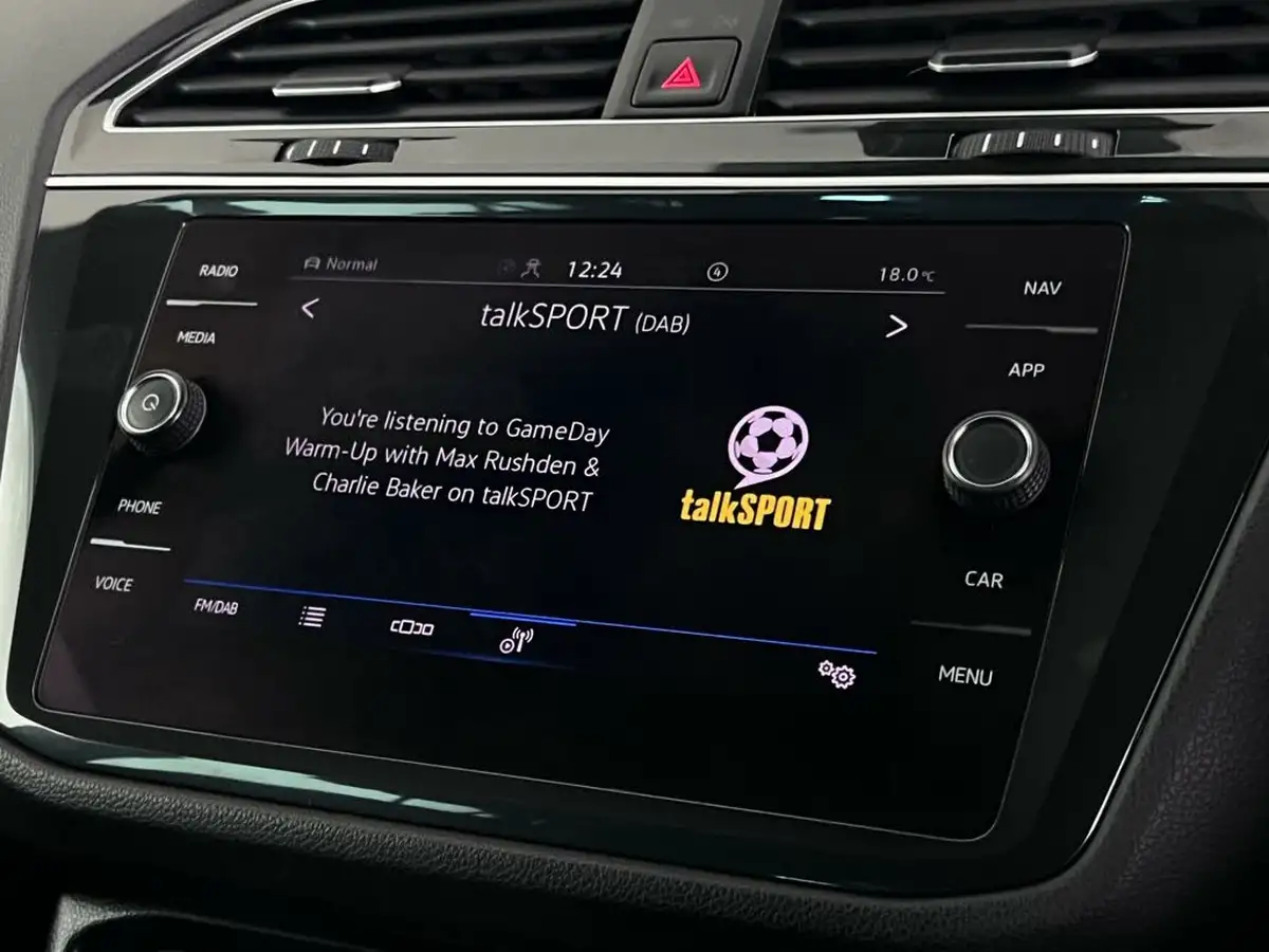 2020-volkswagen-tiguan-15-tsi-r-line-big-33