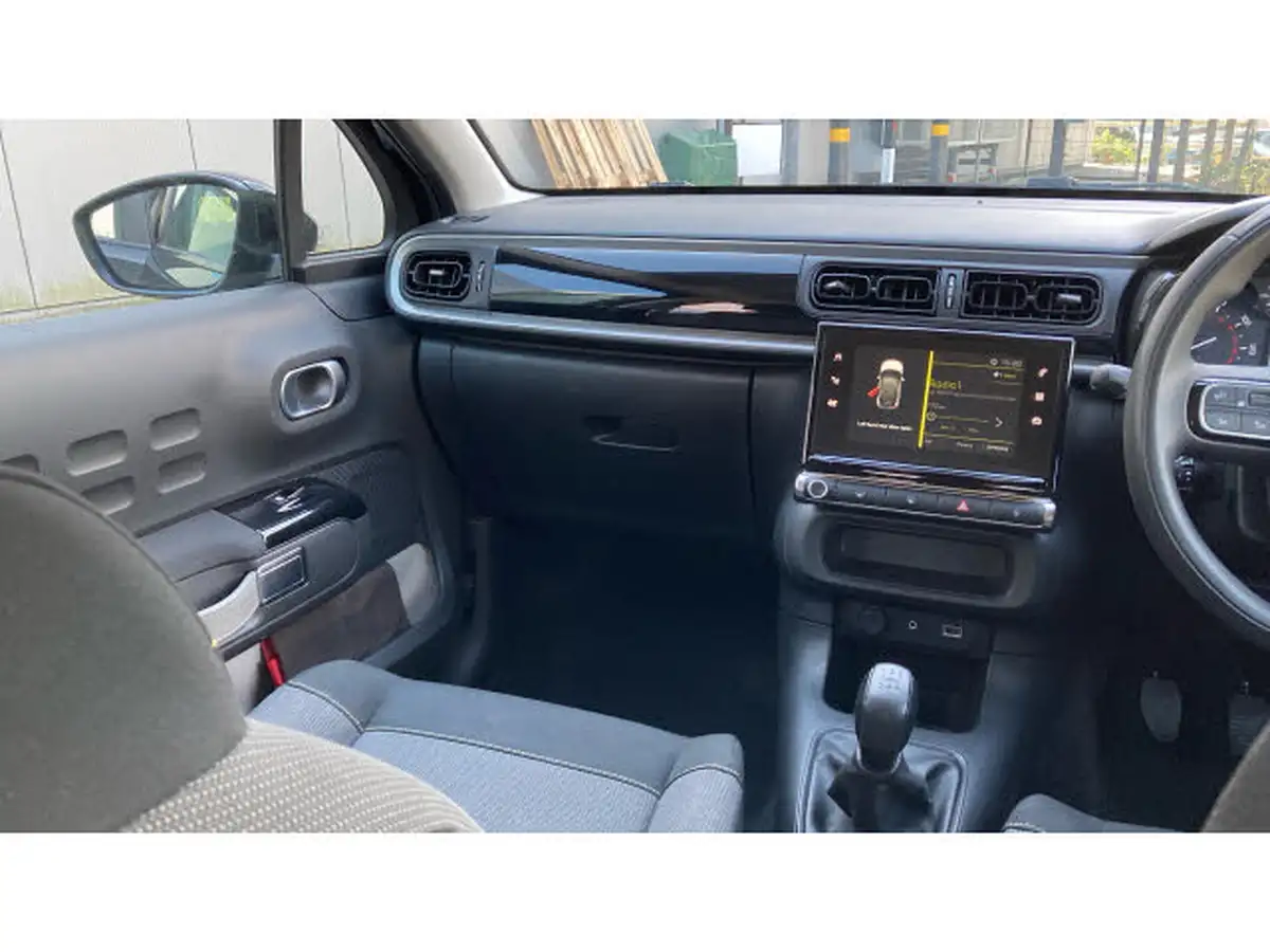 2018-citroen-c3-12-puretech-feel-82ps-big-13
