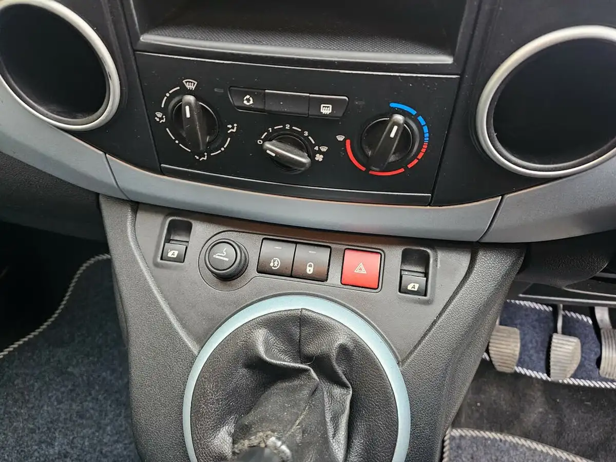 2013-citroen-berlingo-16td-vtr-90ps-big-18