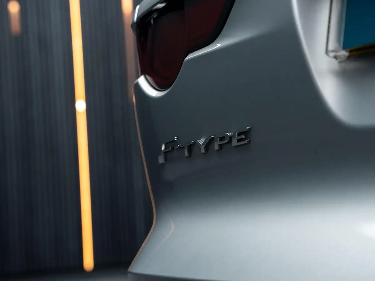 2018-jaguar-f-type-30-v6-sc-400-sport-convertible-big-32