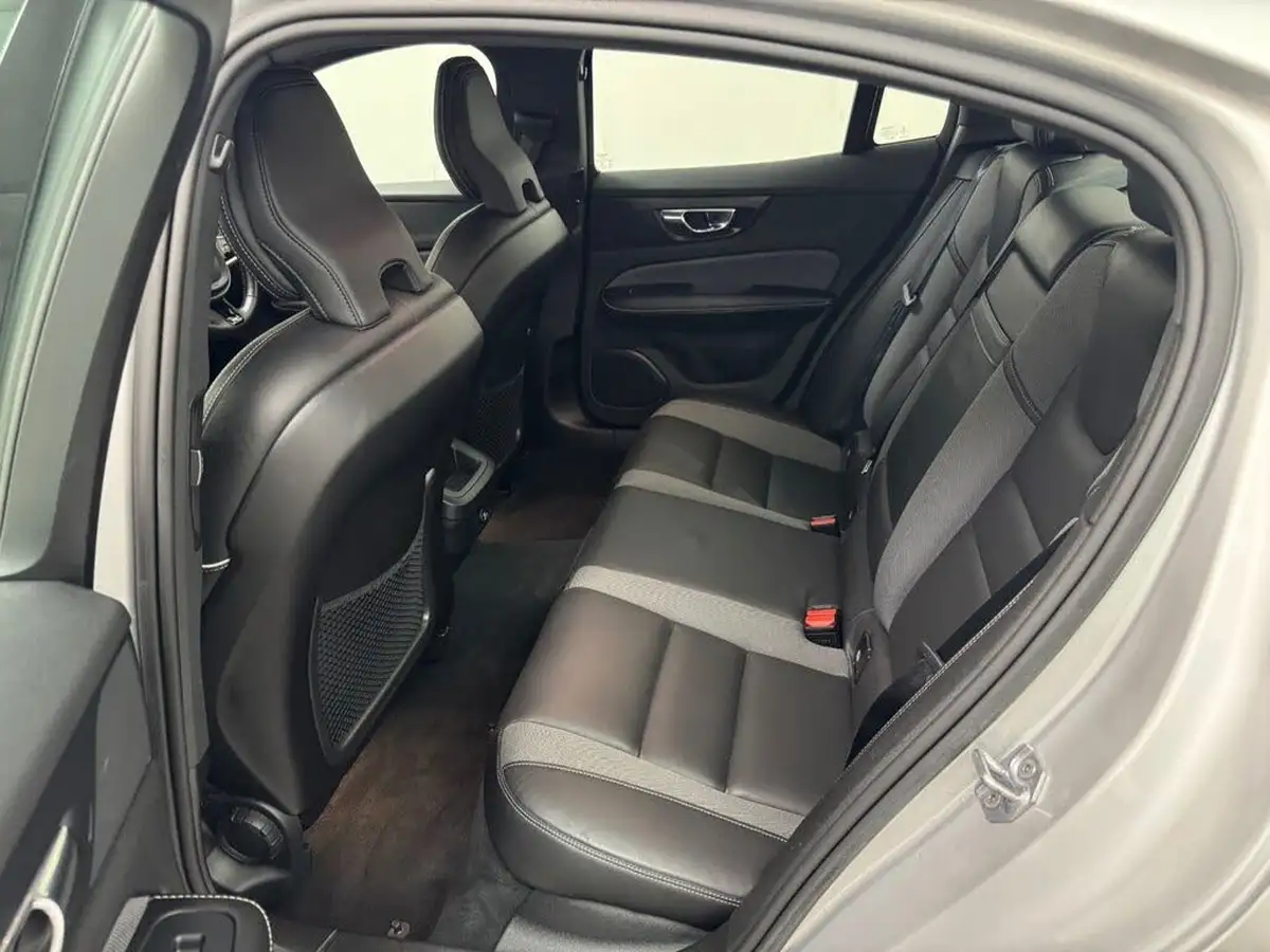 2019-volvo-s60-20-t5-r-design-plus-big-27