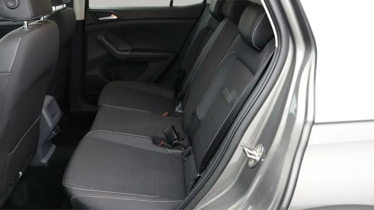 2021-volkswagen-t-cross-10-tsi-se-110ps-big-16