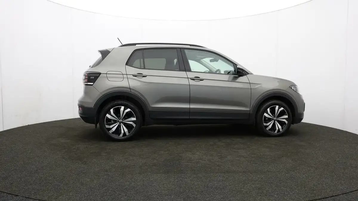 2021-volkswagen-t-cross-10-tsi-se-110ps-big-40