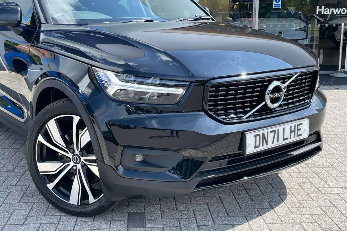 2021-volvo-xc40-15-t5-r-design-pro-258bhp-big-5