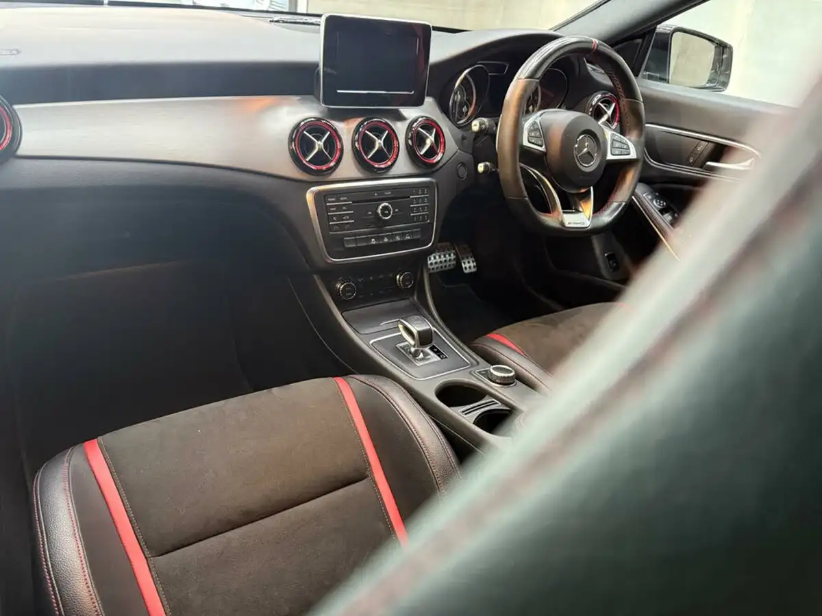 2015-mercedes-benz-cla-20-cla-45-amg-360bhp-ss-coupe-4d-big-12