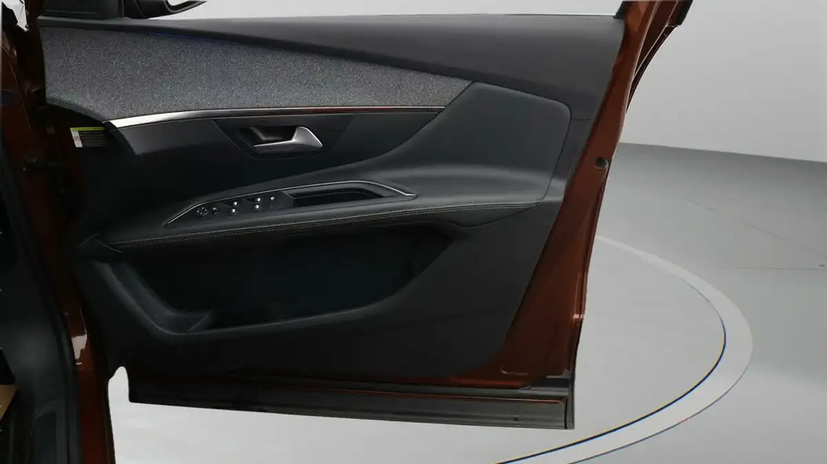 2020-peugeot-3008-suv-12-puretech-gt-line-premium-big-15