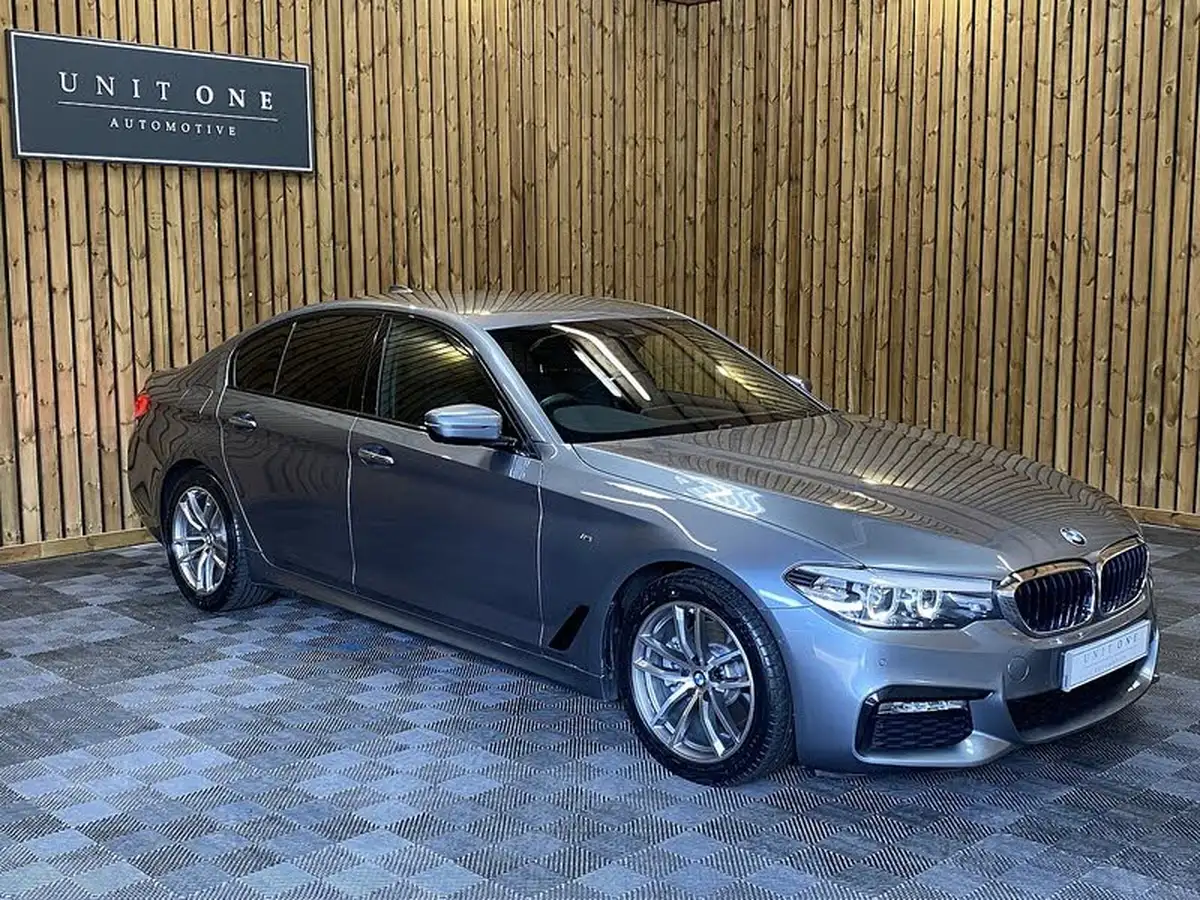 2017-bmw-5-series-20td-520d-m-sport-xdrive-saloon-4d-big-12