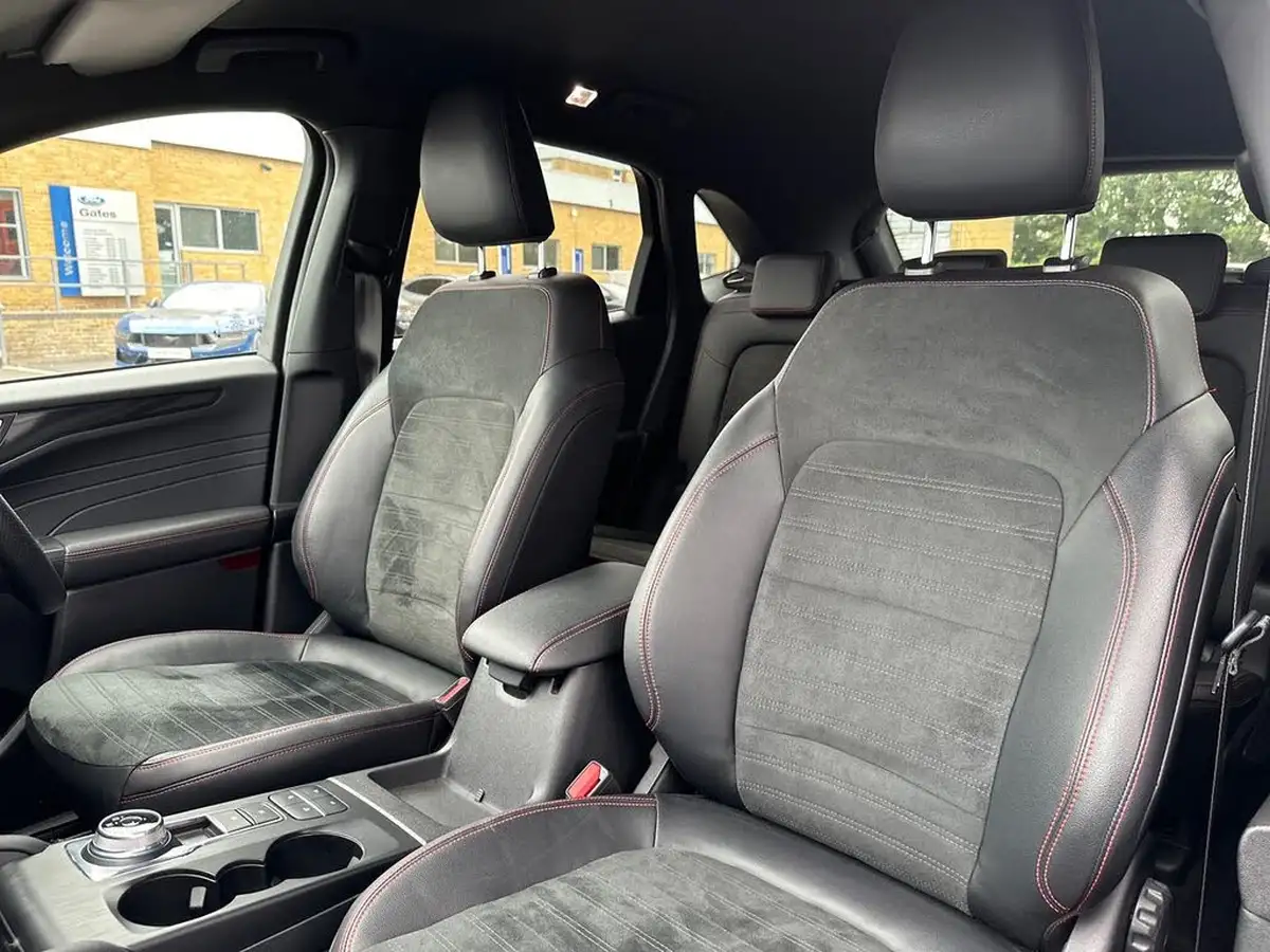 2022-ford-kuga-big-12