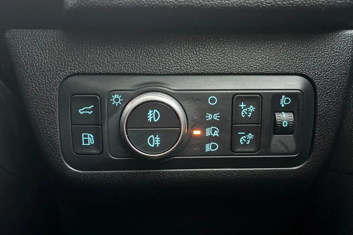 2022-ford-kuga-25t-st-line-x-edition-225ps-phev-big-25