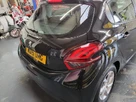 2015-peugeot-208-12-puretech-active-5d-small-12