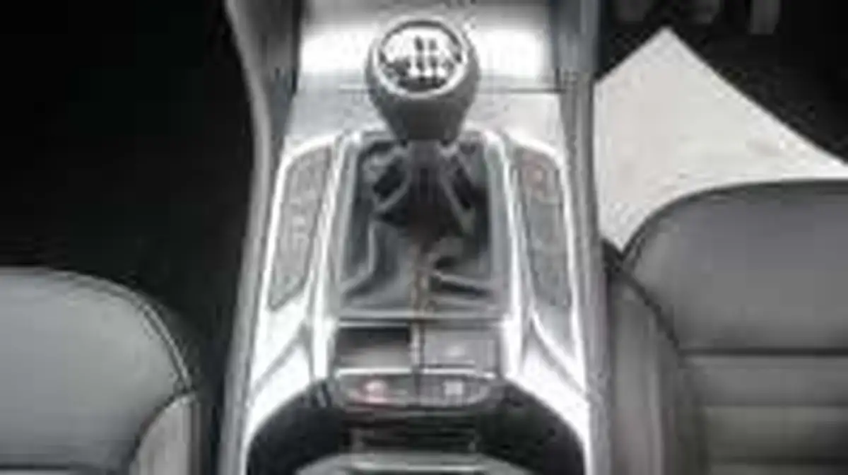 2024-mg-hs-15t-gdi-trophy-162ps-1490cc-big-8