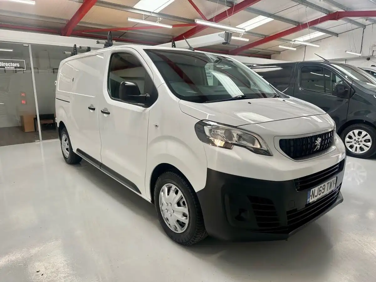 2019-peugeot-expert-20-bluehdi-professional-standard-1400-20-bluehdi-eu6dt-crew-big-6