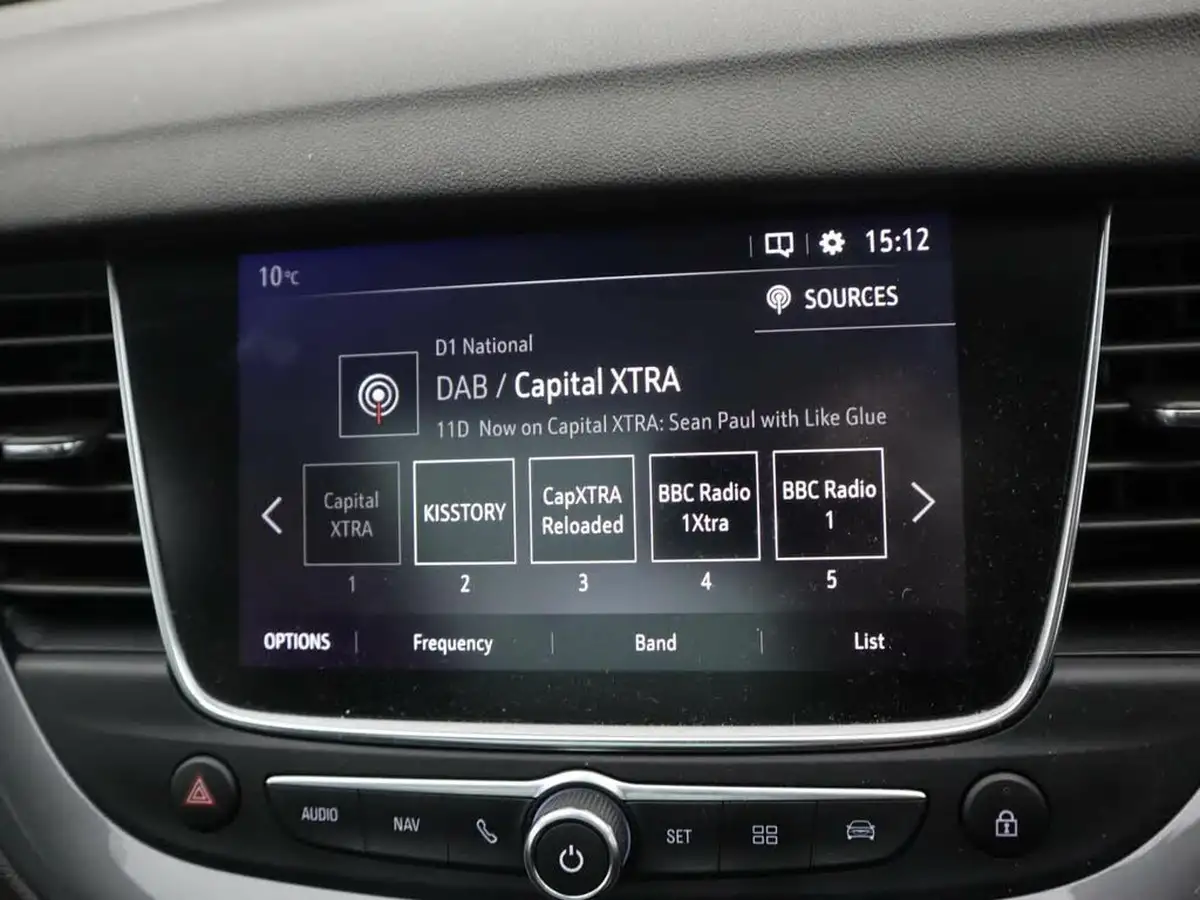 2019-vauxhall-grandland-x-15td-elite-nav-blueinjection-auto-big-31