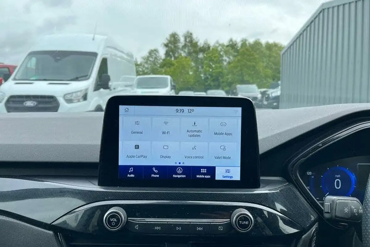 2020-ford-kuga-15-st-line-x-auto-big-31