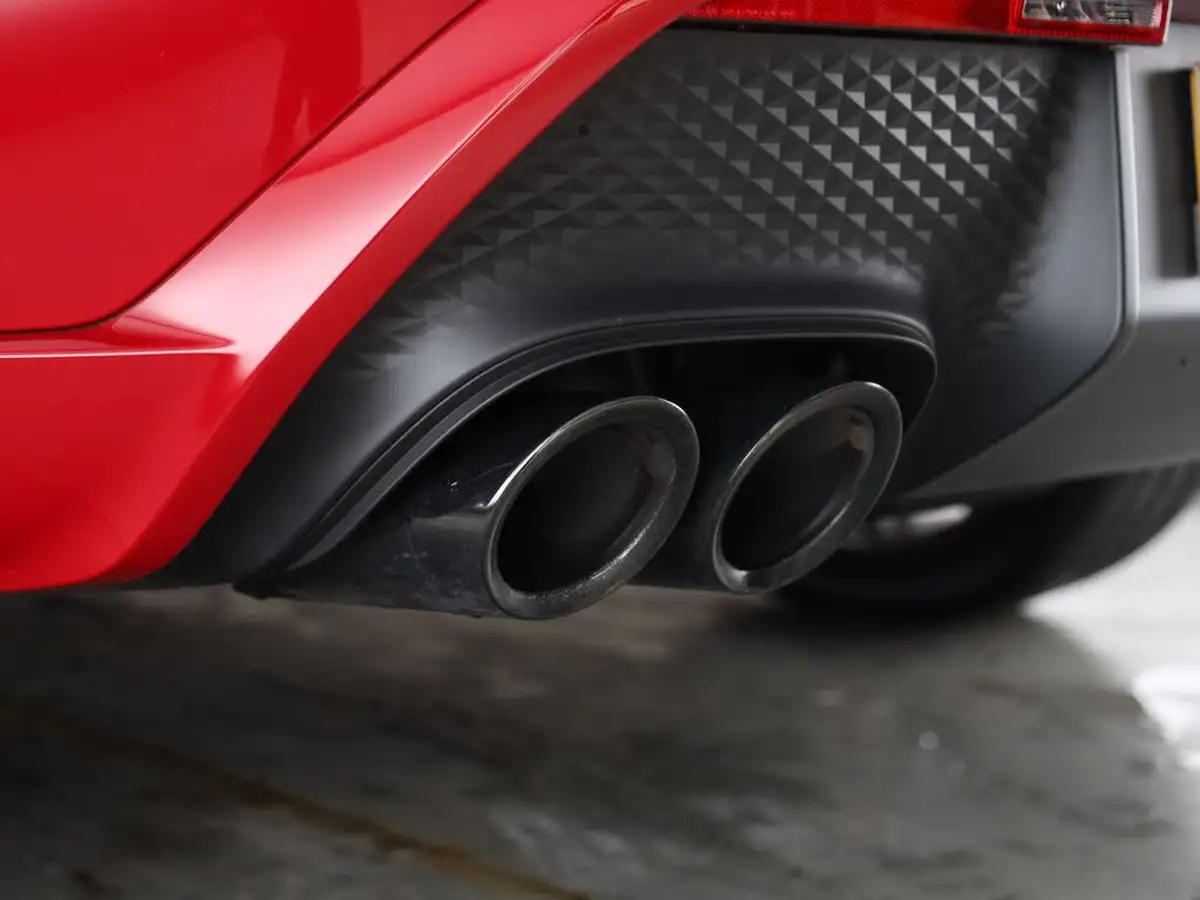2022-porsche-macan-29-v6-gts-big-46