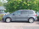2022-volkswagen-touran-15-tsi-se-family-small-3