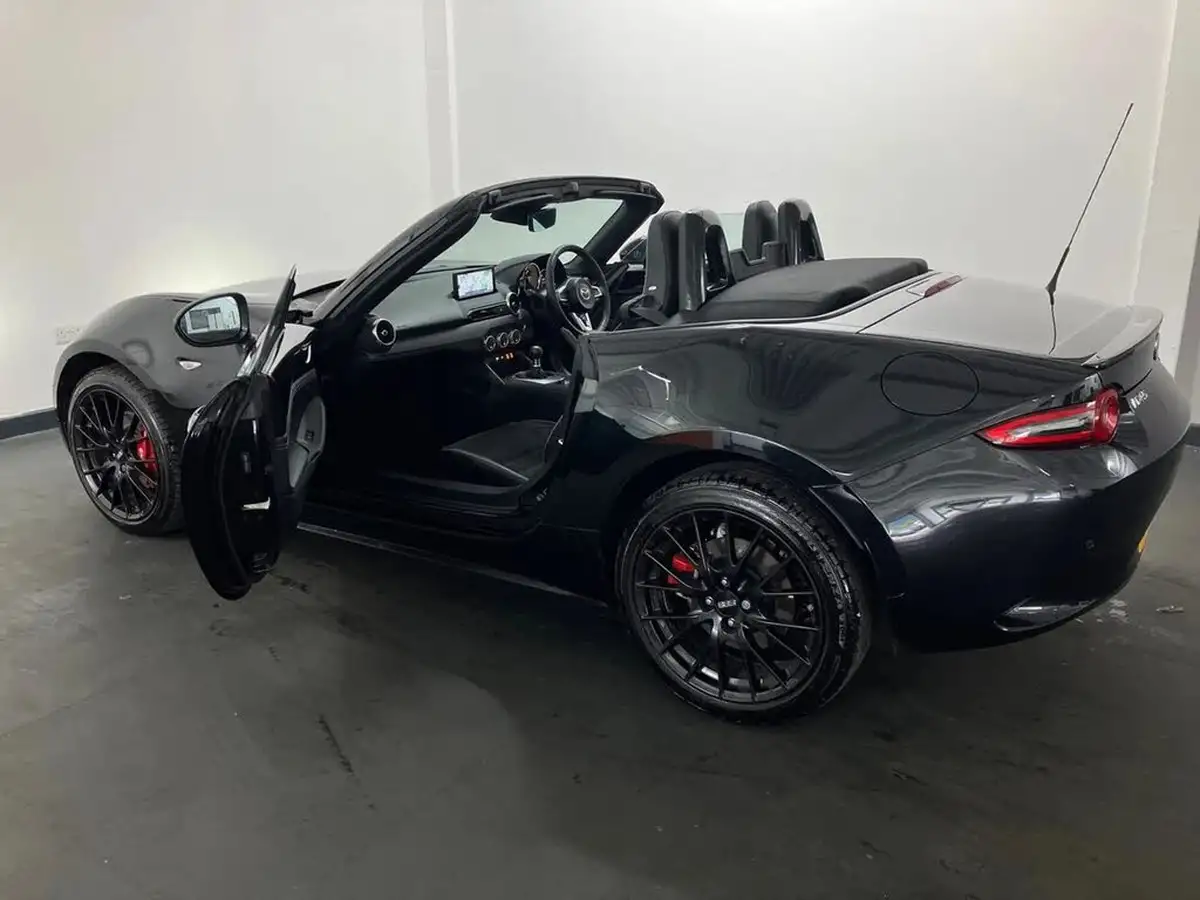 2025-mazda-mx-5-20-homura-roadster-big-31