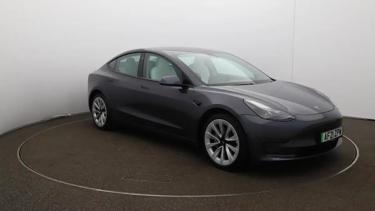 2021-tesla-model-3-e-long-range-4x4-big-35