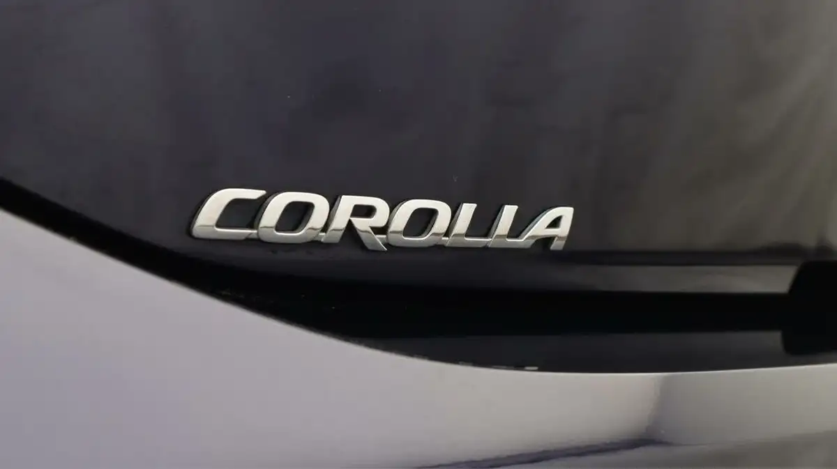 2022-toyota-corolla-20-vvt-i-design-181bhp-spare-wheel-hatchback-big-20